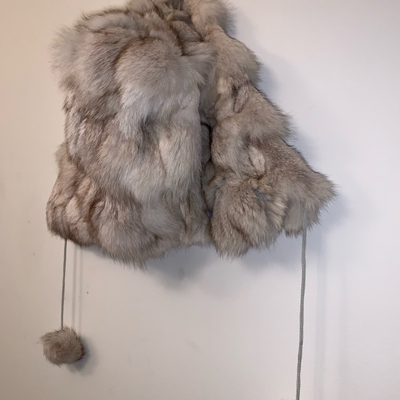 Waist length Fur Coat - Picture 8 of 8